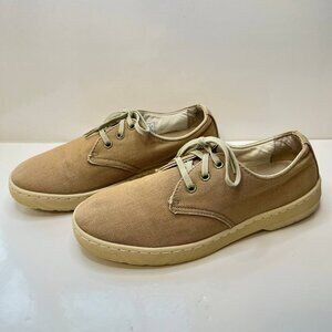 Dr. Martens Delray Canvas Shoes – Beige (EU 41 / US Men’s 8 / US Women’s 9)